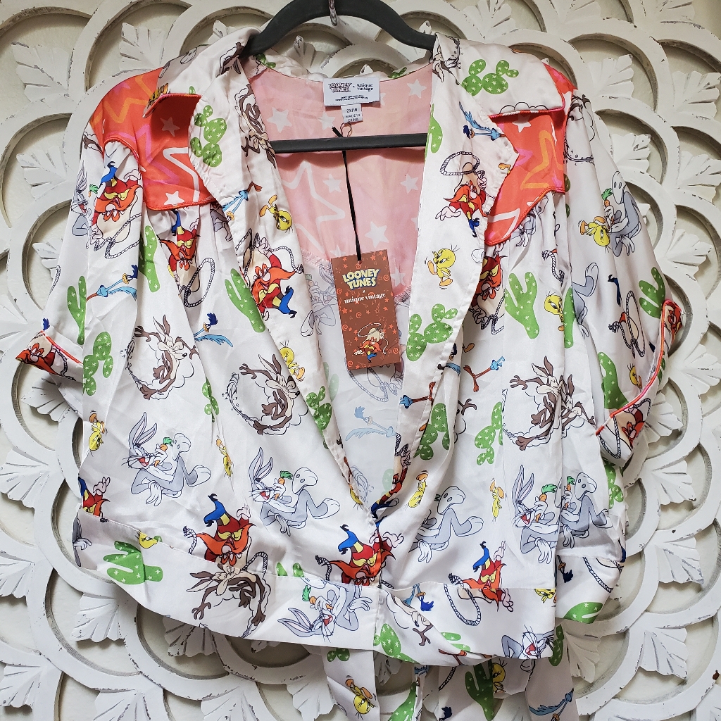Nwt Looney Toons Collaboration With Unique Vintage Western Wrap Top 2x / 18